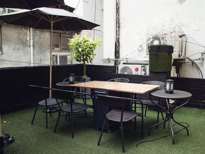 24 Guesthouse Jongno Tower Seoul Bagian luar foto
