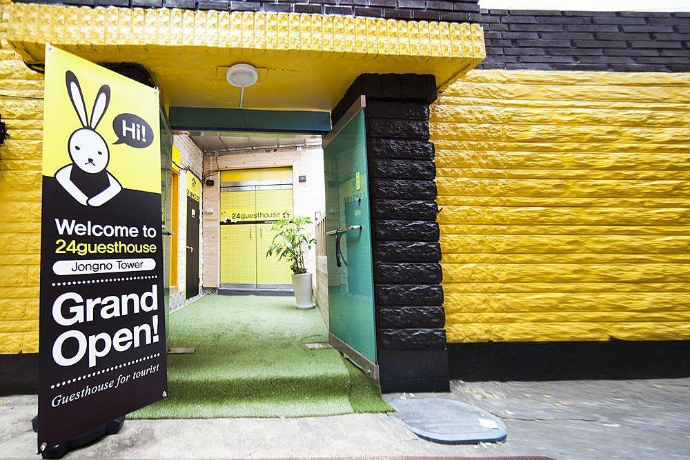 24 Guesthouse Jongno Tower Seoul Bagian luar foto